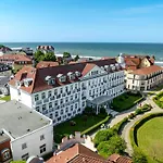 Haus Am Park 39 アパート Ostseebad Kühlungsborn